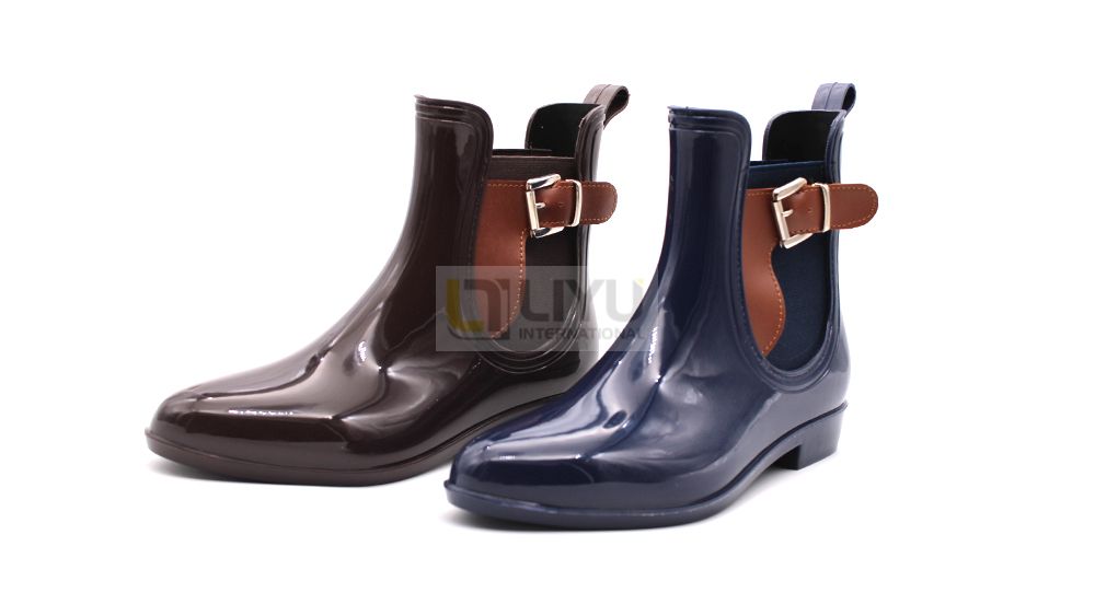 Women Ankle Rain Boots Chelsea Wellies Short PVC Rain Shoes with Elastic And Buckles